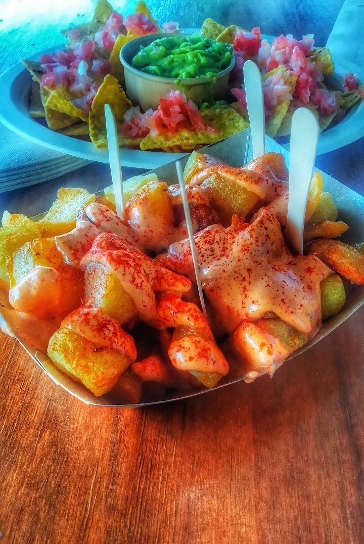 somnormals's tweet photo. Ñam, ñam🍻🥂🥑🌮
#sabado #tapeando https://t.co/rP83BEi4wB