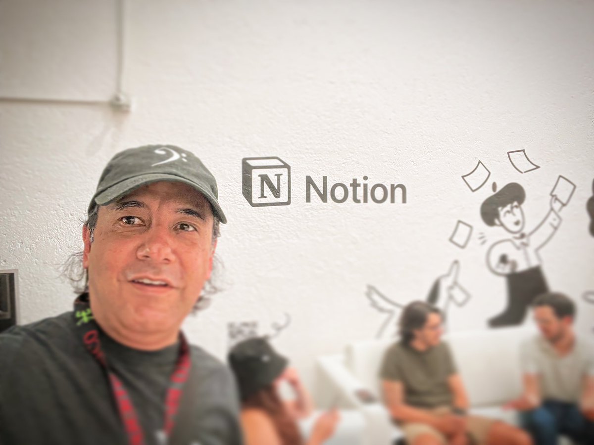 droso's tweet photo. A ver si me gano algo!! #notioncdmx @NotionMexico https://t.co/HOoR7eeqXS