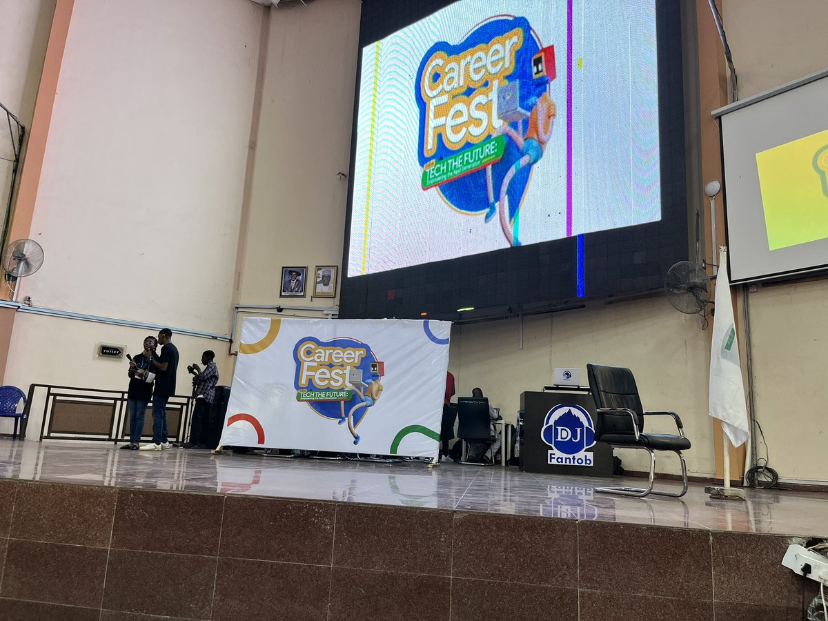 malhubng's tweet photo. We are here when it matters most, supporting and empowering students to acquire tech skills. 

@gdsc_unilorin #CareerFest was a huge success. The Ilorin tech ecosystem is rapidly growing. 

We look forward to more insightful campus programs. https://t.co/SkKt2whE36