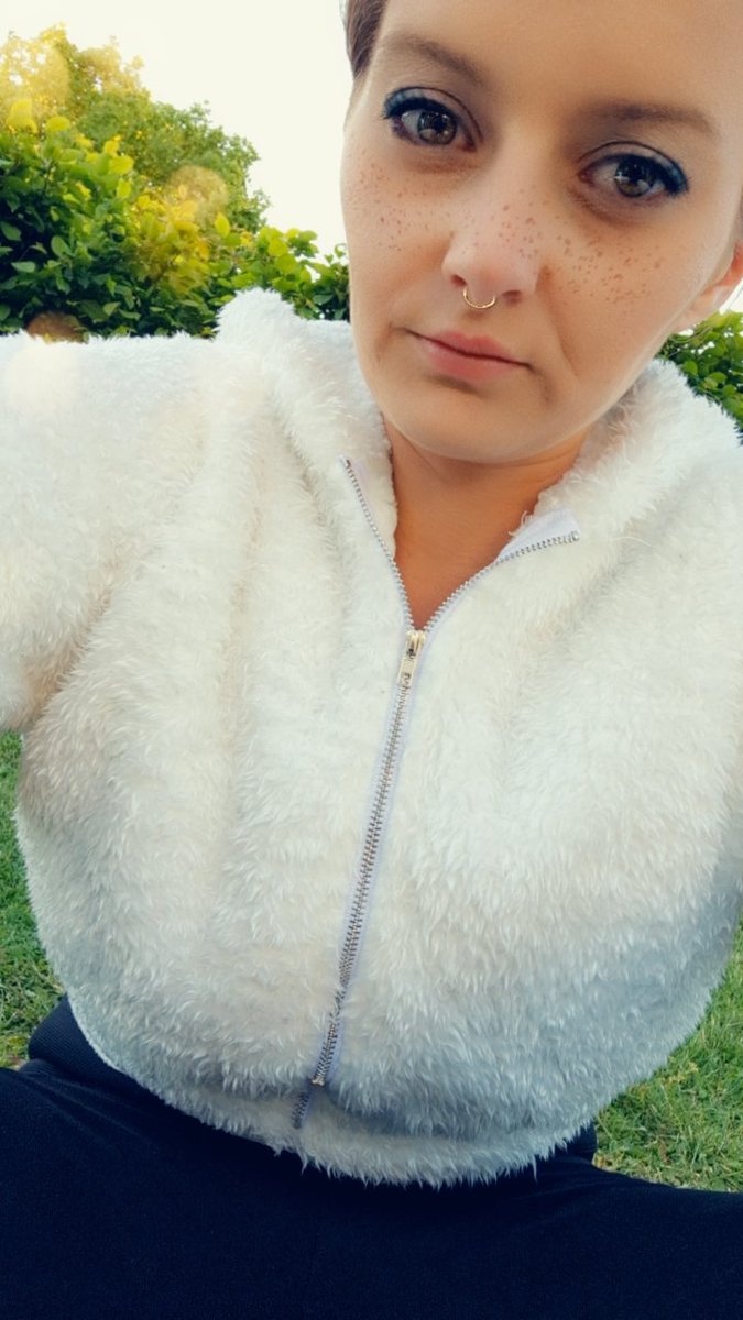 Wenn man kein bock mehr auf das Kleid hat und wechsel Klamotten dabei hat!