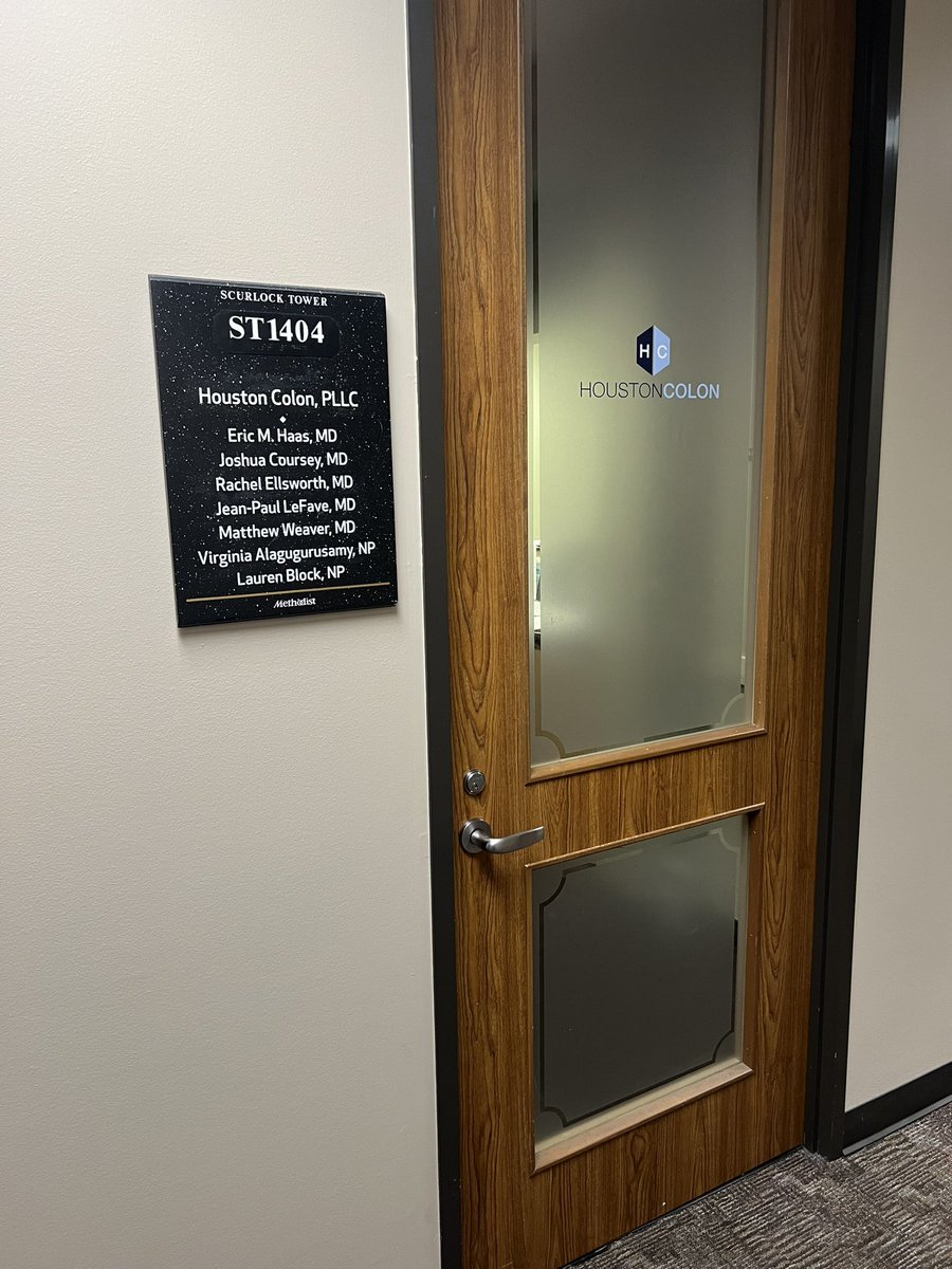 ClaraTellezM's tweet photo. My observership at #HoustonColon has been an amazing experience, both professionally and personally. Grateful to @ehaasmd and his team for their warm welcome. Excited to return home to @ccr_mar @hospitaldelmar and continue my training as a colorectal surgeon! https://t.co/CsYhr4KouV