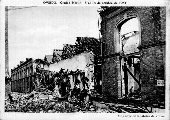 En Guardo, los mineros tomaron al asalto y prendieron fuego al cuartel de la Guardia Civil. Los días de revolución, hubo entre 2000-4000 muertos de los que unos 320 eran guardias civiles, soldados, guardias de asalto y carabineros; y unos 35 sacerdotes.