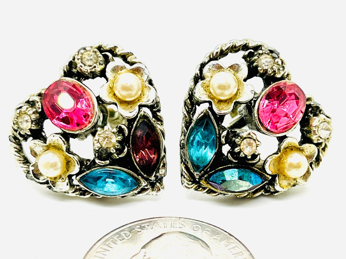 Excited to share the latest addition to my #etsy shop: Art Deco Heart Shape Screwback Earrings etsy.me/3MPEs6F #pink #heart #blue #women #artdeco #earlobe #lovefriendship #marquise #heartearrings