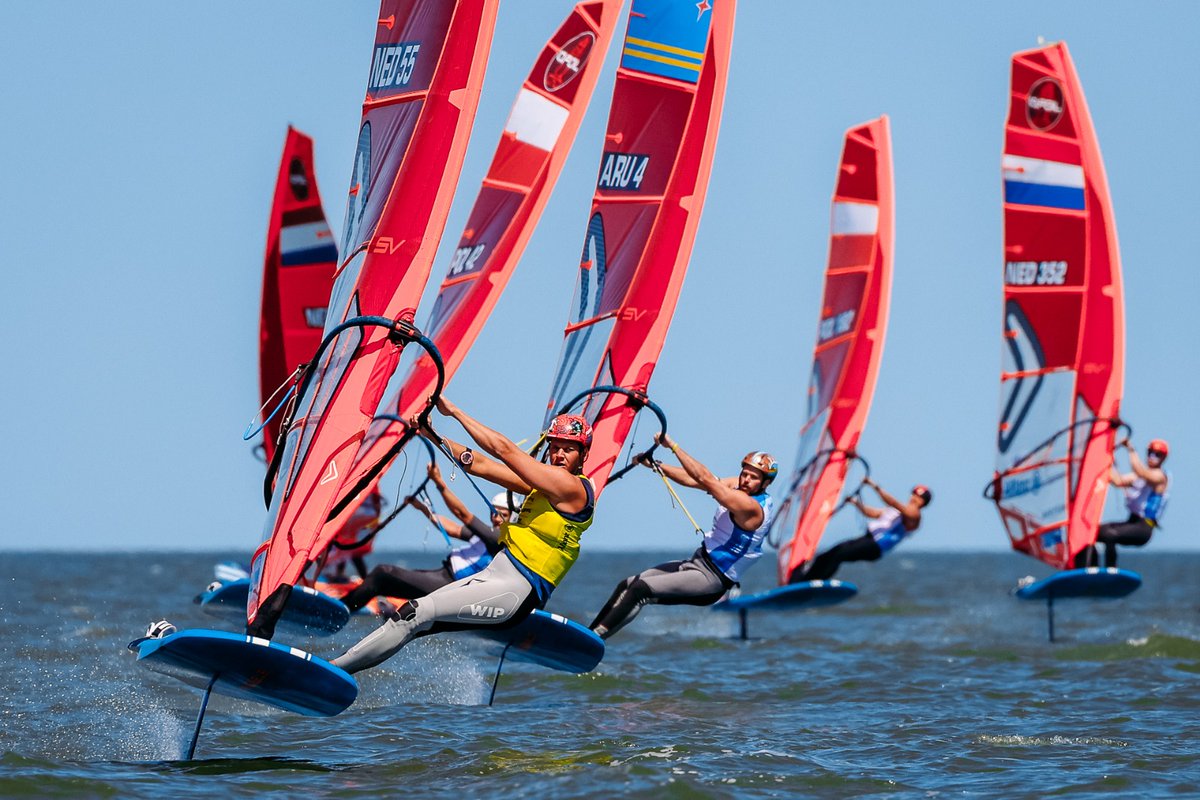 allianzregatta's tweet photo. ⛵��| What a fantastic day with lots of sun and good wind. Tomorrow it is time for the medal races. Swipe for the pictures of today  👉 &amp; see you guys tomorrow!  #AllianzRegatta #AR 📷 Sailing Energy https://t.co/ct23QQVkph