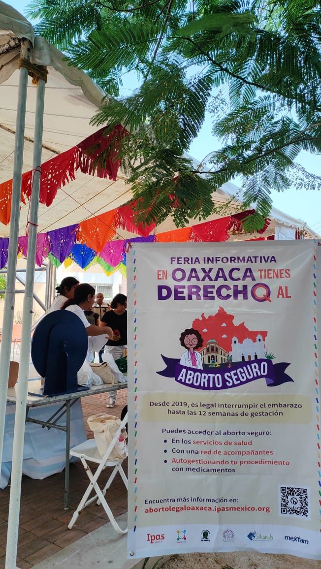 IpasMEX's tweet photo. Ya estamos preparando todo para la Feria Informativa: ¡En #Oaxaca tienes derecho al aborto seguro! 💚
¿Nos vas a acompañar presencial o virtualmente? 😊 https://t.co/8O2StBgqU1