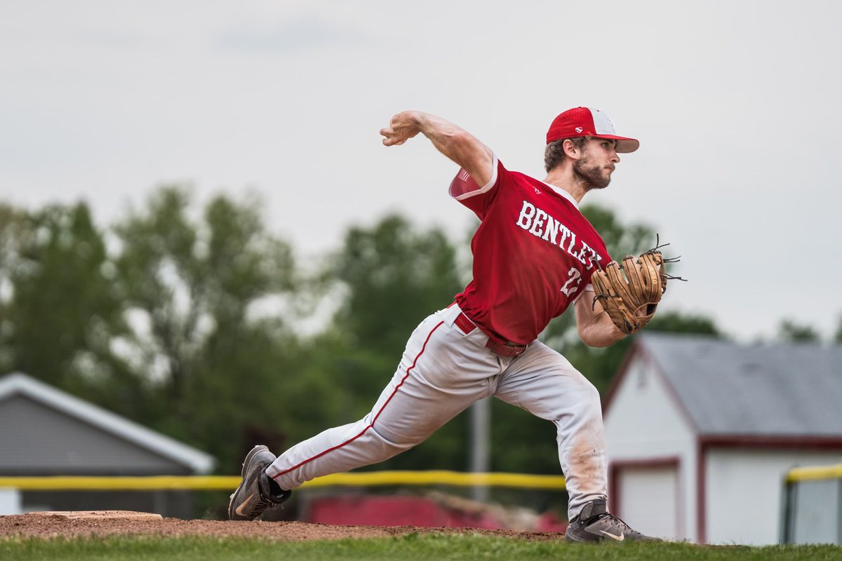 THE BULLDOGS ARE PLAYING IN THE CHAMPIONSHIP GAME!!! Senior <a href="/gian_b05/">Giancarlo Baldassarra(Uncommitted)</a> pitched an absolute gem garnering 10 Ks against New Lothrop. FINISH THE FIGHT!!!!