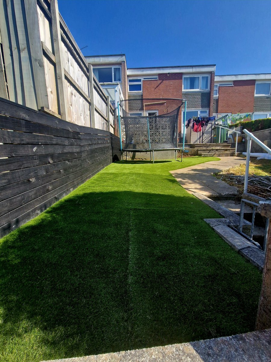 kezza5883's tweet photo. @LissiemillsMCA @DavidSammels @Mayflower_MCA And they have finished ๐ with working full time, the boys have spent the sunny evenings completing one side of the garden. Now for a well earned rest before we start the other side ๐คฆโโ๏ธ๐
#projectgarden https://t.co/wesjNjzLsF