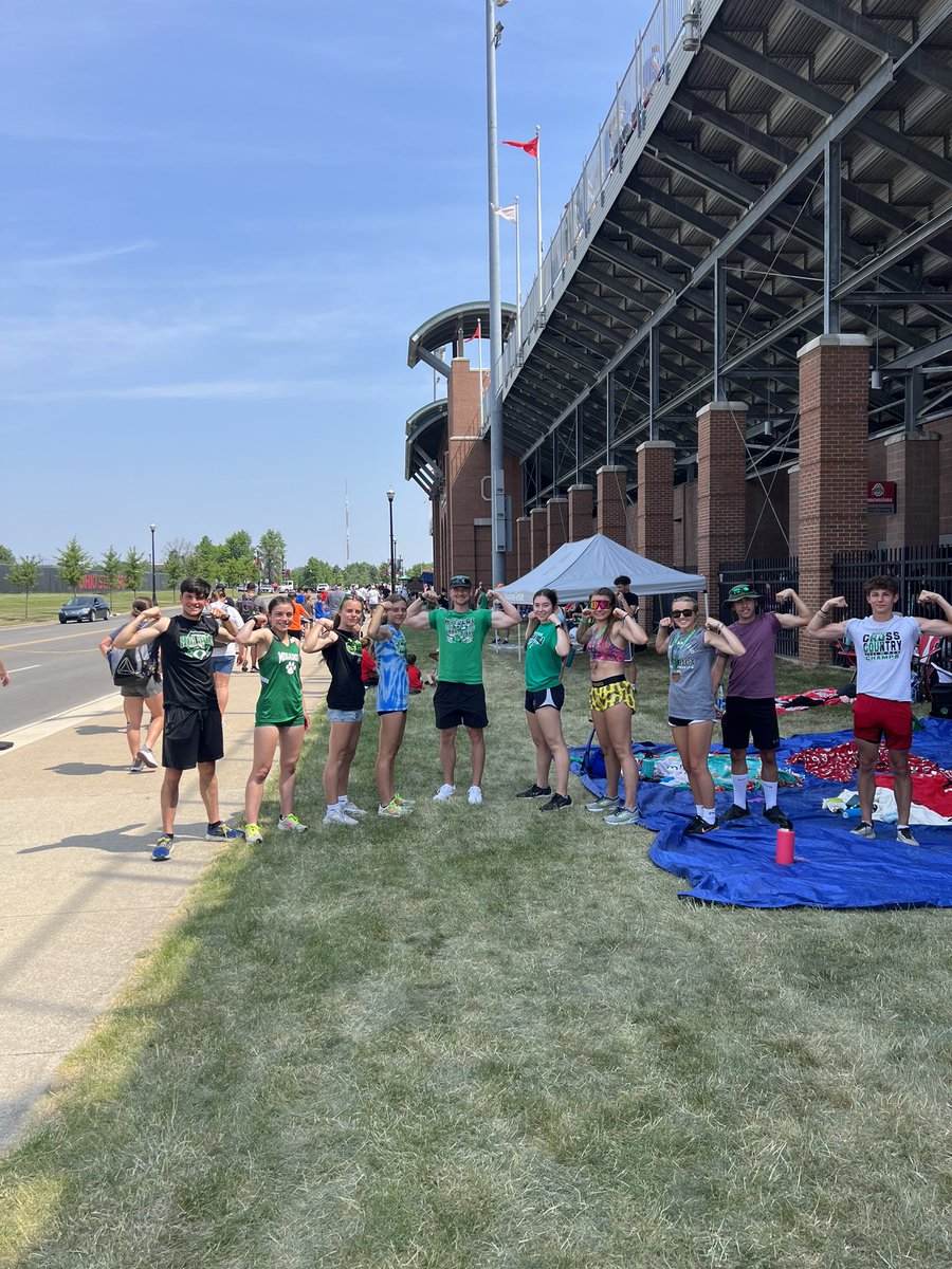 Mogadore_Track's tweet photo. One big reason for our girls success this year is our trainer Todd Sabol! Thank you Todd for making our girls physically &amp; mentally tougher this season @ToddSportsMed 💚🤍💚 Can’t wait for next season!! https://t.co/LXgrJo1rdt