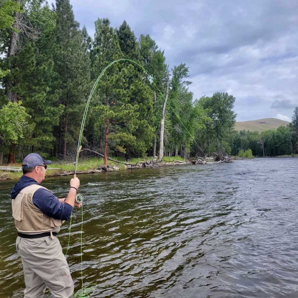 garethwade's tweet photo. "The charm of fishing is that it is the pursuit of what is elusive but attainable, a perpetual series of occasions for hope."
~by John Buchan~ #flyfishing #darbymontana #bitterrootriver https://t.co/lt3pkjriD9