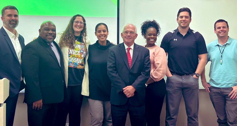 Alicia Jahnke (@jahnkea) on Twitter photo UNT Denton Cohort #1 finishing another semester together! 💚💚
<a href="/bnnevels/">Bridget N. Nevels</a> <a href="/UNT_TEA/">UNT's Dept of Teacher Ed & Ed Leadership</a> UNT Denton Cohort #1 finishing another semester together! 💚💚
<a href="/bnnevels/">Bridget N. Nevels</a> <a href="/UNT_TEA/">UNT's Dept of Teacher Ed & Ed Leadership</a>