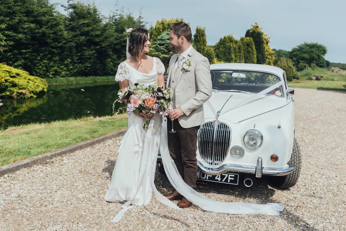 Bridebook tweet media