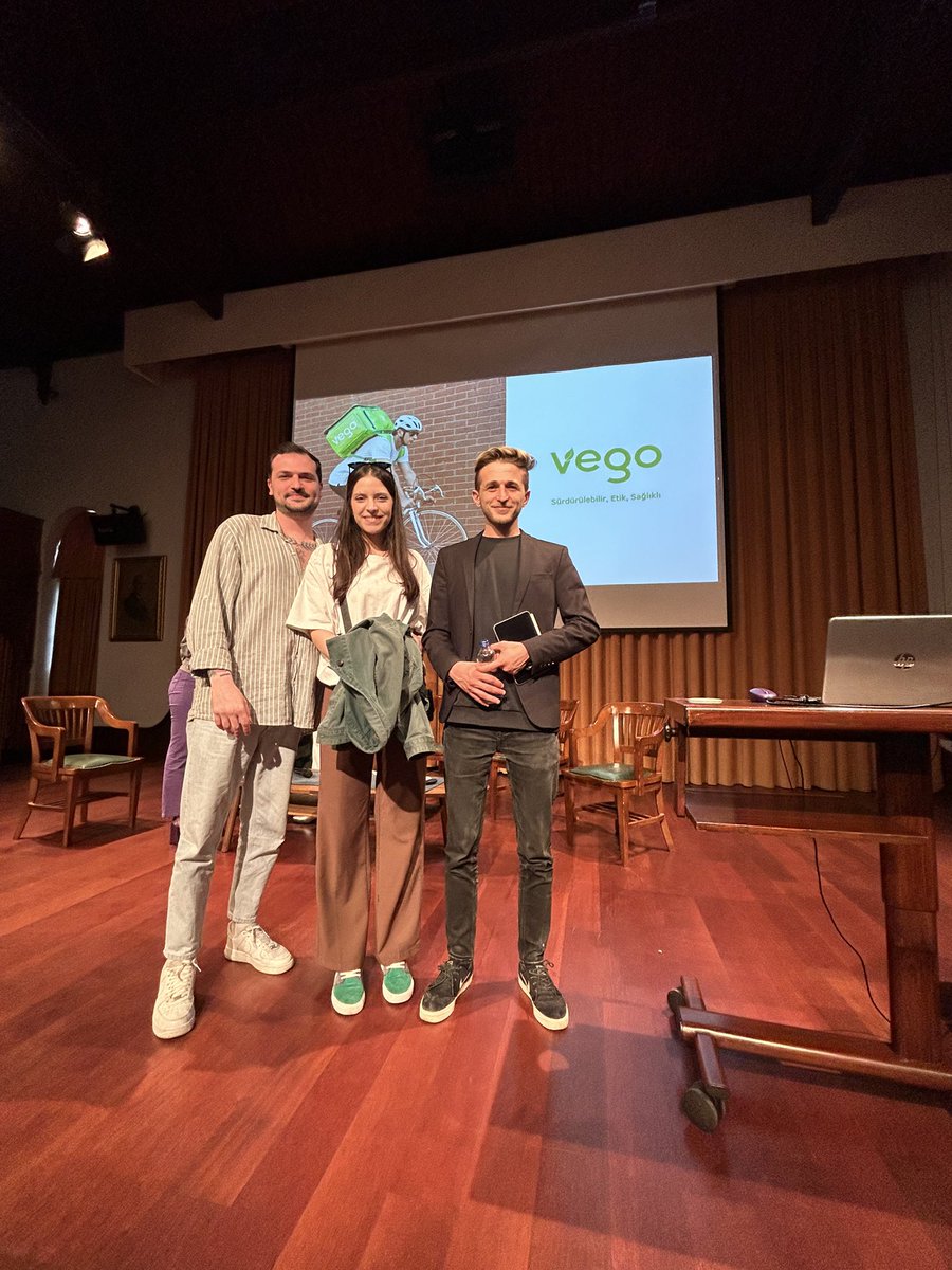 getvego's tweet photo. Bugün Boğaziçi Üniversitesi Vegan Zirve’deydik 🌿 Tüm @bounveg ekibine ve katılımcılara teşekkür ederiz 🫶🏻 https://t.co/HOrXhJZrKN