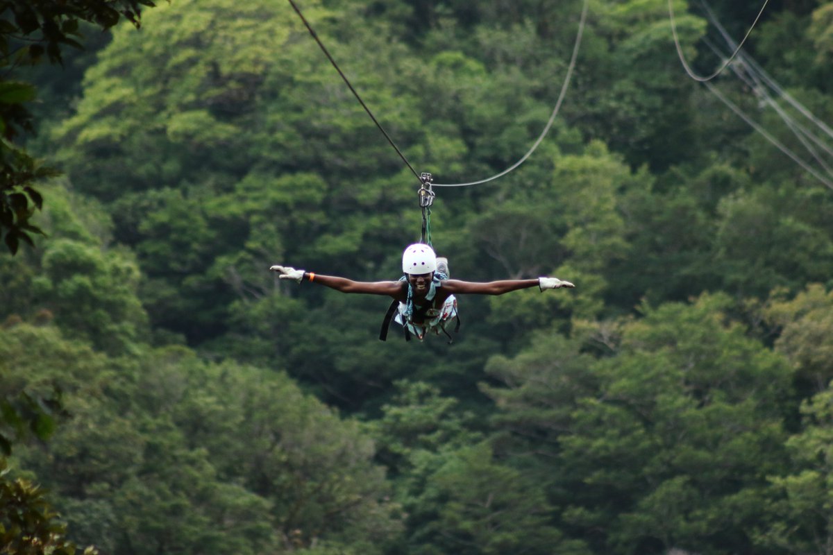 Goddess Porn on Twitter: "RT @TheModelPT: Doingss while in Costa Rica 😌😌"
