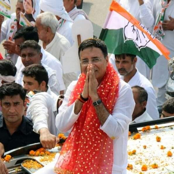 पूर्व IYC अध्यक्ष, AICC महासचिव और RS सांसद श्री <a href="/rssurjewala/">Randeep Singh Surjewala</a> जी को जन्मदिन की बहुत-बहुत शुभकामनाएँ 💐💐💐
आपकी विनम्रता और कड़ी मेहनत के प्रति प्रतिबद्धता हमें हमेशा प्रेरित करती रहती है।
<a href="/bhupeshbaghel/">Bhupesh Baghel</a> <a href="/CGCongress1/">CGCongress</a> <a href="/MohanMarkamPCC/">MOHAN MARKAM</a> <a href="/kharge/">Mallikarjun Kharge</a> <a href="/RahulGandhi/">Rahul Gandhi</a> <a href="/priyankagandhi/">Priyanka Gandhi Vadra</a>