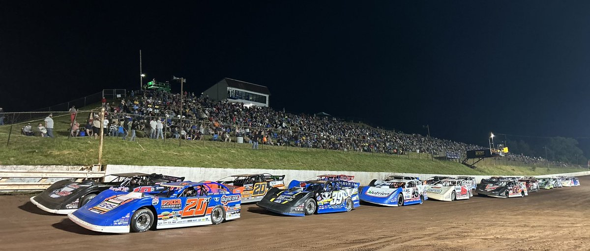 RacingProMedia's tweet photo. Ricky Thornton Jr. went from third to first on the 20th lap of the 30-lap main event on Friday night at West Virginia Motor Speedway โ earning his sixth Lucas Oil Late Model Dirt Series win of the season.
#RickyThorntonJr #TimMcCreadie #DaultonWilson #LucasOil #LateModel #Dirt #Racing #Winner #Historic100 #WestVirginiaMotorSpeedway #WestVirginia
https://t.co/8JhRs1fHOp