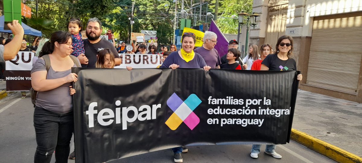 feiparpy's tweet photo. 💪🏾 Hoy, en Paraguay, marchamos contra el Abuso y Explotación Sexual en Niñas, Niños, y Adolescentes.

¡Qué los abusadores no lleguen al poder! https://t.co/LtuqSRVLC2