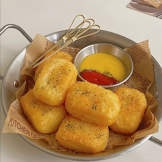 Fried mashed potato balls