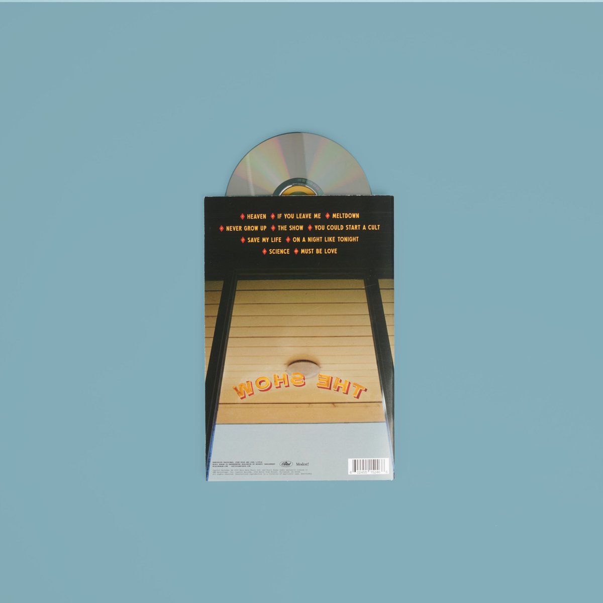 NiallOfficial's tweet photo. The Show CD zine features 32 pages of handwritten letters about the album tracks, lyrics and 30+ never before seen photos. Pre-order now: https://t.co/u09ce2OuYu https://t.co/Rg9CPBwfiz