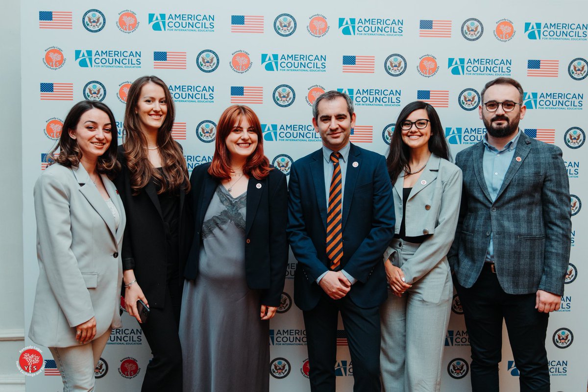 Marking the 20th Anniversary of the #KLYES program with alumni, colleagues, friends, and partners. 

#YESAlumni are personified examples of community service and civic education activities in Kosova.