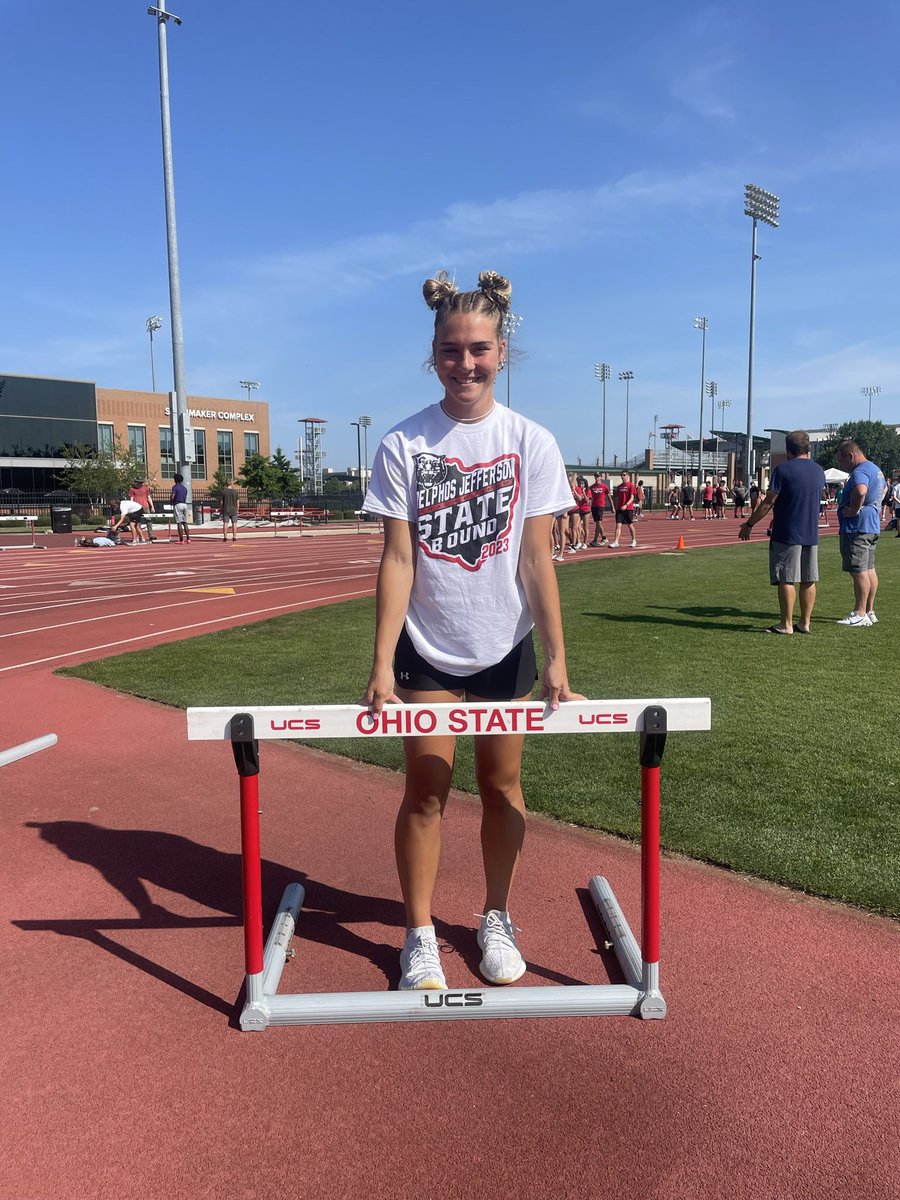 Delphoscats's tweet photo. Congratulations to @LindemanLyv who broke her previous school record in the 100m hurdles during the State Prelims yesterday with a time of 14.59! https://t.co/LjgzYM3I0t