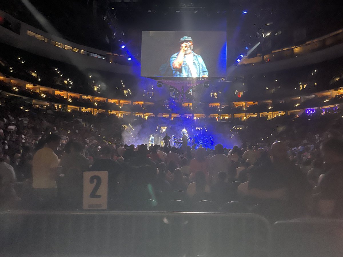 Jonmix tweet picture