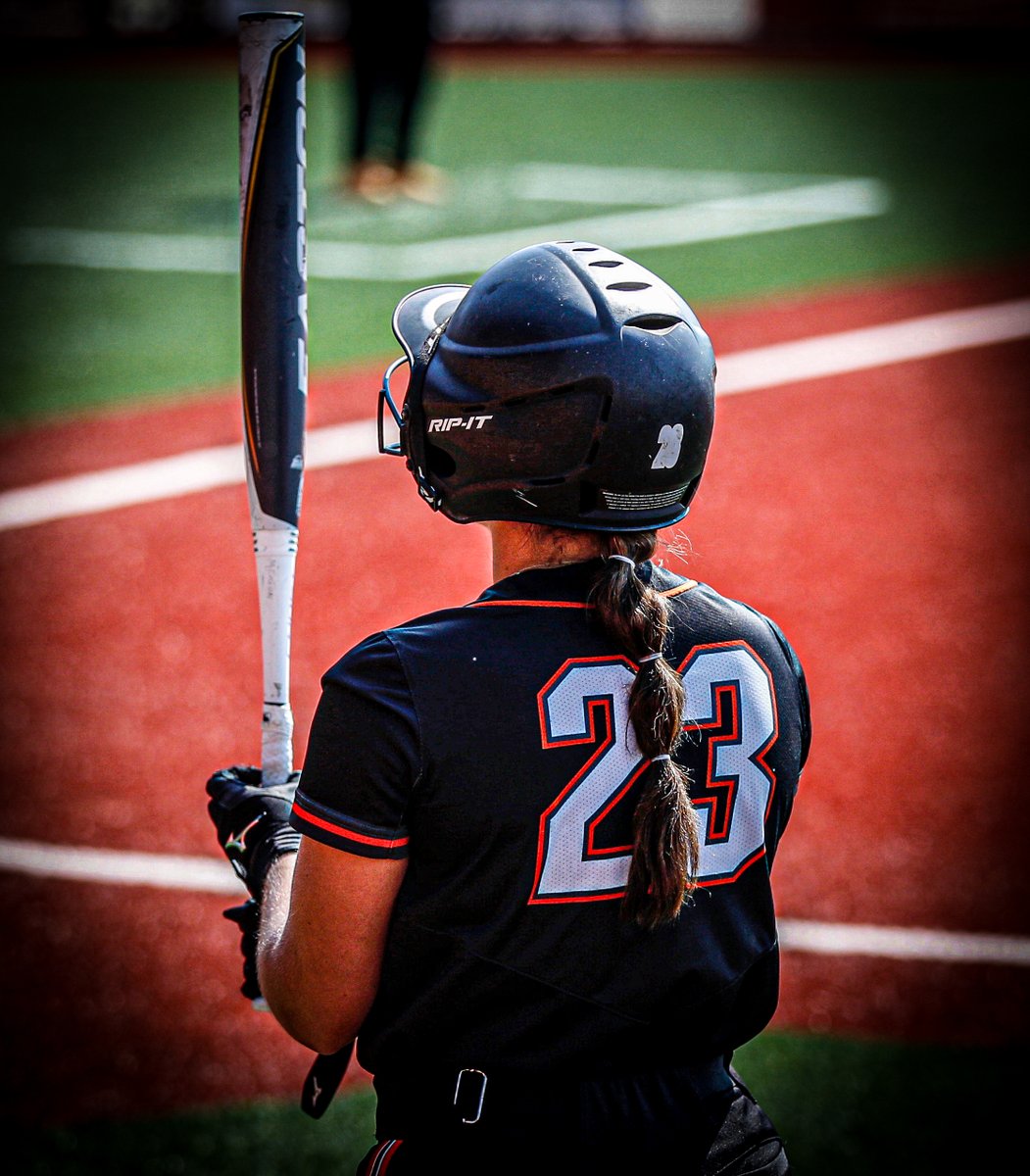 SOSAOhio's tweet photo. This is now a @MaceeEaton2023 fan account.

The senior and @UVASoftball commit has been spectacular in Akron over the past three seasons.

.400 AVG, .733 OBP
2 home runs, 2 doubles, 1 triple, 7 runs, 4 RBIs, 5 walks

On the biggest stage. 🔥