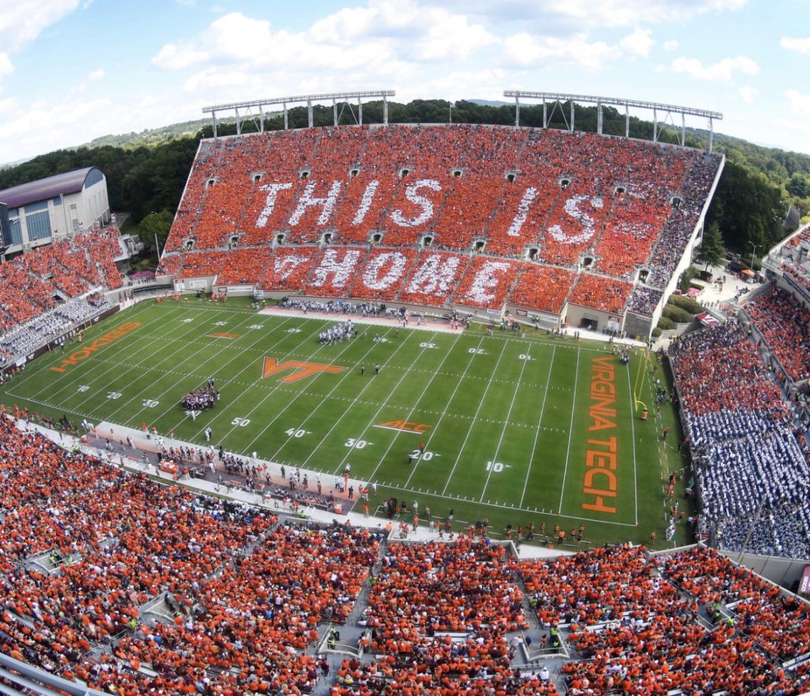 LekhyThompkins1's tweet photo. After a great conversation with @CoachPryVT and @Coach_Marve I am extremely blessed to receive and offer from Virginia Tech🔴⚪️ @CoachDboggan @CoachBowlingTCA @nbibb67 @TCAAthletics @TCA_Lions @WestTennesseeS1 https://t.co/mzv8XquOuH