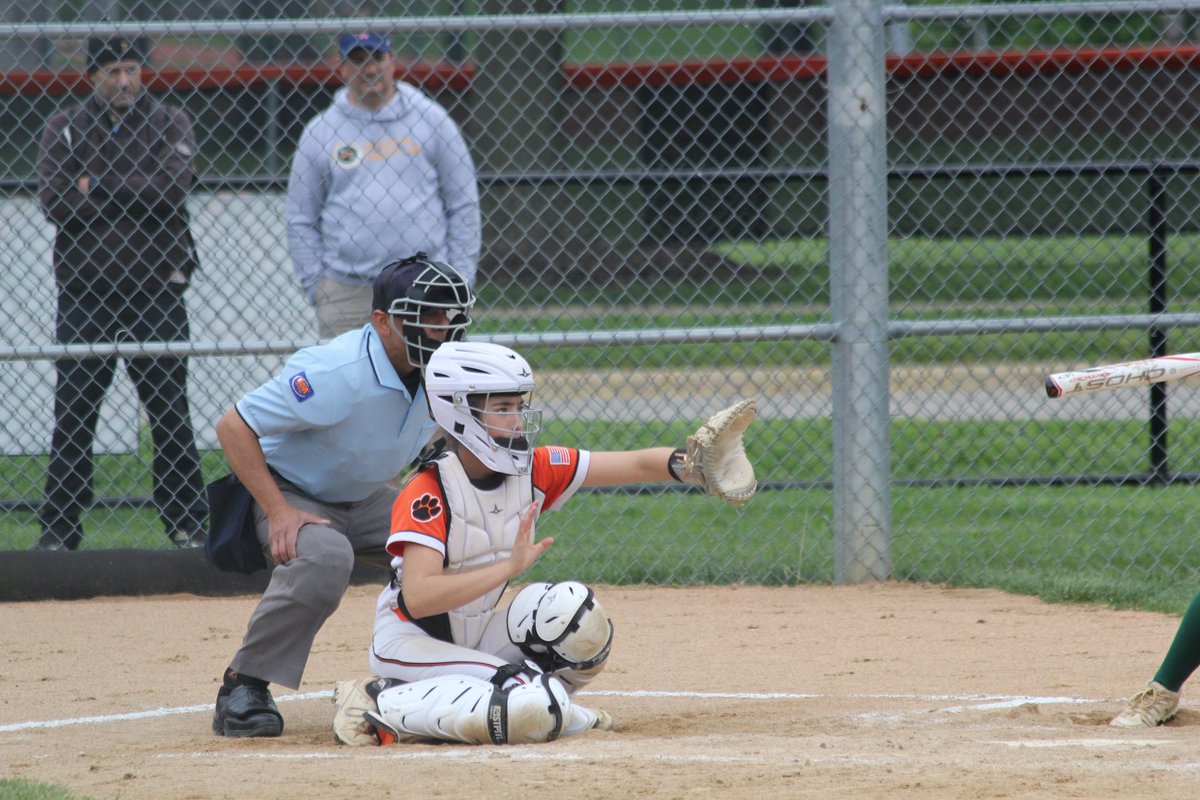 Congrats Maddy Kleemann @maddykleemann33 on selection as Most Improved Player on 2023 Season! Way to go MK! Always working to be best version of yourself with a great attitude, smile, &amp; willingness to make your teammates better! Wildcat Proud &amp; Strong 💪🧡🖤👊#hardwork #selfless
