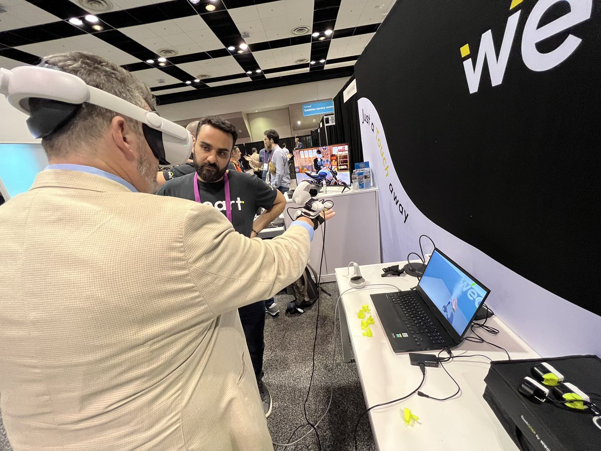 theXRman's tweet photo. #WeArt has an impressive haptic gloves offering:
Pros
- precise haptics
- thermal (hot+cold)
- swappable finger modules
- works w any VR gear
- fast setup
- simple sdk
Cons
- only 3 digits
- hand tracking
Summary
A solid option for commercial training applications. Cost $8k https://t.co/Urtc9NPwnF