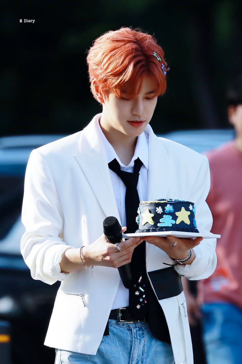 MDIARY0922's tweet photo. 230603 🎂와 함께 #승민 #Seungmin #Straykids #SKZ #스키즈 https://t.co/GydourH3QG