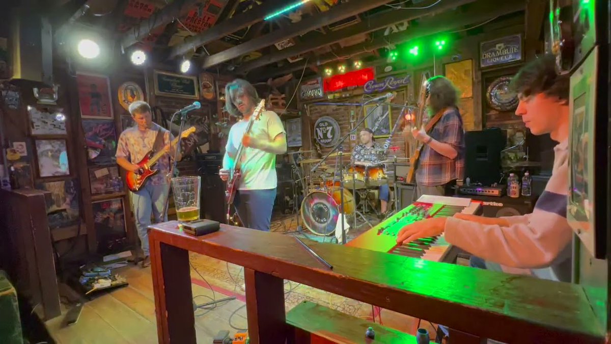 NCRinNA's tweet photo. New Rock Covers:
Council Ring @CouncilRing covers Pink Floyd's @pinkfloyd Young Lust #YoungLust
#NewRockCovers #PinkFloyd #CouncilRing
๐ง https://t.co/2mQBT7fil6 https://t.co/5LP9Mfpofe