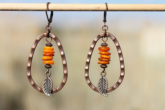 RavetBouchra's tweet image. Orange Copper boho Earrings Boho dangle earrings etsy.me/3JBnAk9 #copperearrings #orangeearrings #dangleearrings #copperbohoearrings @etsymktgtool