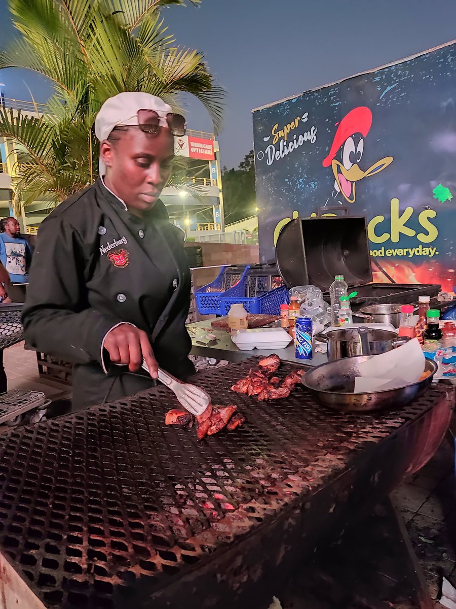 MastercookZam's tweet photo. Due to the overwhelming response, we decided to keep the stalls open until 19:00. Have you tried the street food prepared by the nation's best chefs?

#lusaka #longacres #mastercook #streetfood https://t.co/NDMarECbkT
