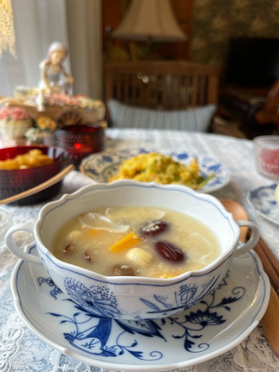 devvarun58's tweet image. If you have a good heart, the world in your eyes is not good.