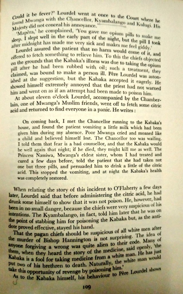 Here's the story of how one of the #UgandaMartyrs after whom St. Joseph Mukasa Balikuddembe Market alias 'Owino' was named, as told by John Francis Faupel (a Roman Catholic Priest) in his book, #AfricanHolocaust (1962).

Engage!
#MartyrsDay2023
#MartyrsDay 
#Namugongo2023
1/