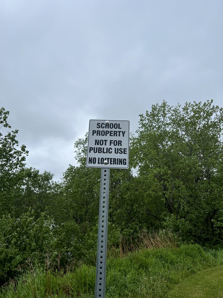 RandolphMacLEAN's tweet photo. @AnglophoneEast Dragon Boat races today, it was a chilly rainy day, but the community spirit was fierce! #commnityspirit #peanutbutter #threehourtour @tsn @CBCNews https://t.co/KT7gXcoVmM