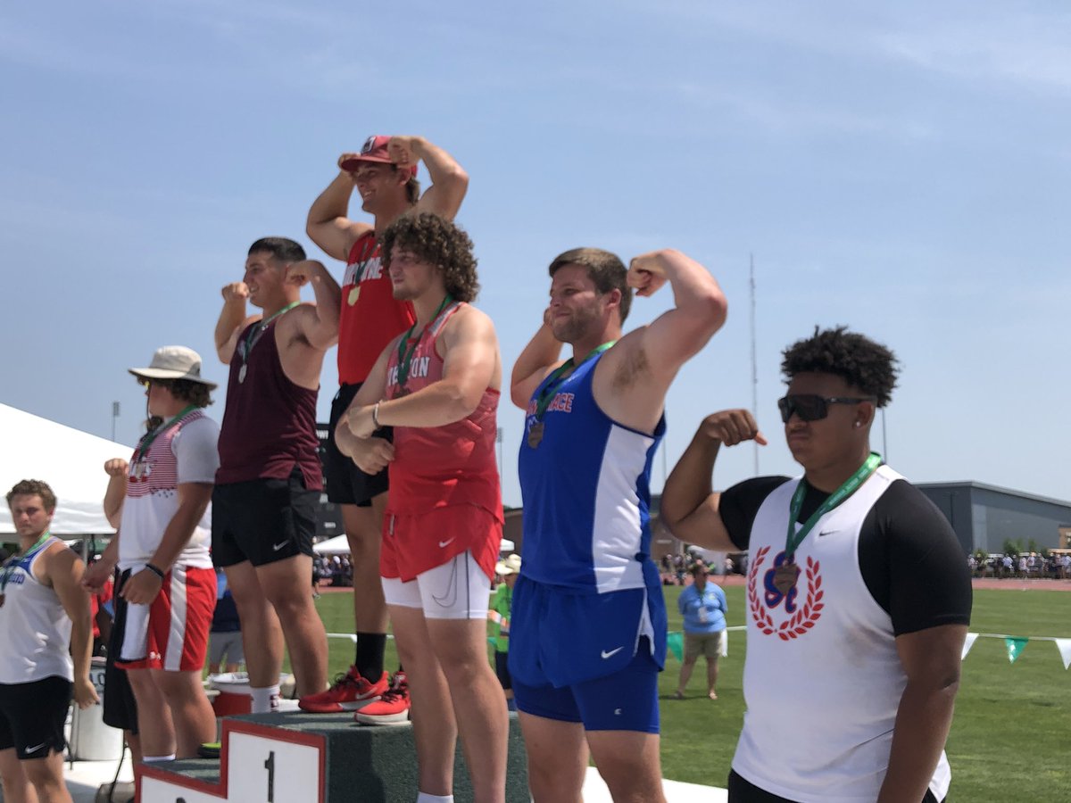 thejackgleckler's tweet photo. Just a couple dudes flexin’. Piketon’s Alan Austin takes third and Zane Trace’s Nalin Robinson places fifth in Division II discus. https://t.co/btprGzUZYx