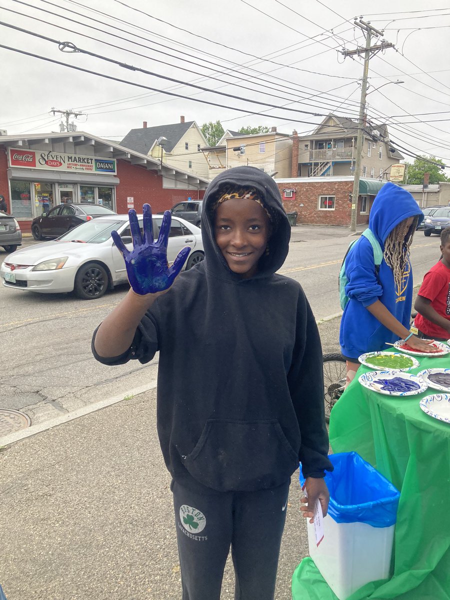 NWSNH's tweet photo. #Neighborfest @neighborworks #NWweek https://t.co/MmoBnd43E6