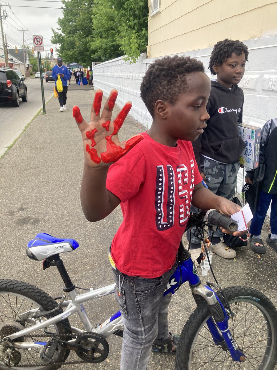 NWSNH's tweet photo. #Neighborfest @neighborworks #NWweek https://t.co/MmoBnd43E6