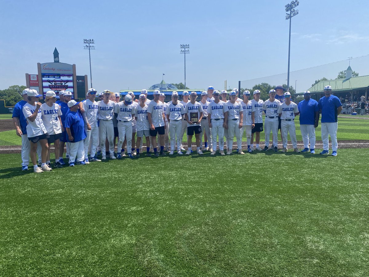 athleticsEHS's tweet image. 2023 State Quarterfinalists. Carson Shee named to all State Tournament Team. #FlyEastern