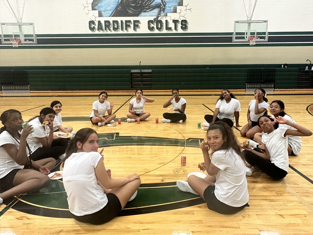 CardiffCheer tweet media