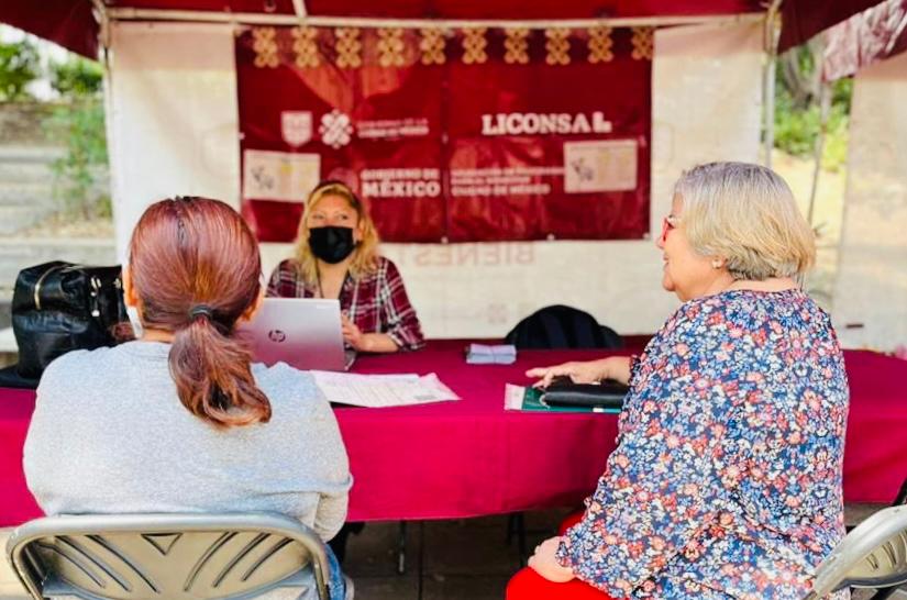 Todos_Somos_PC's tweet photo. ¡Llévate hoy tu tarjeta de Liconsa! 💳🥛  

En las #FeriasDelBienestar el equipo de Participación Ciudadana de la #SIBISO te orienta para que te incorpores al Programa.  

Obtén los mejores precios y cuida a tu familia.🫶  

#BienestarSocial 
#CiudadDeDerechos https://t.co/136ZQgYr1G