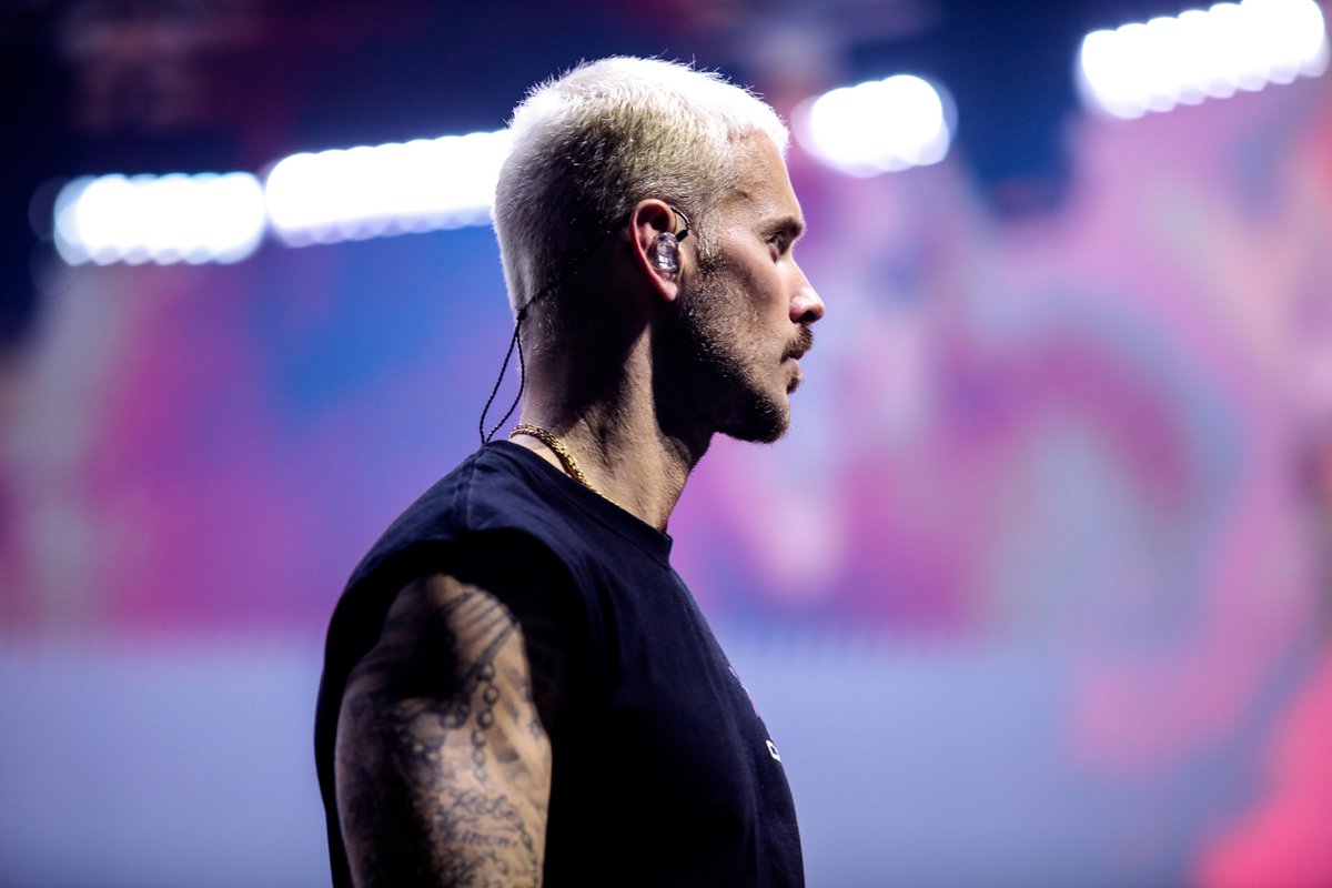 MPokora's tweet photo. Ça répète. J-7 avant le lancement de la tournée de l���année. Tu sais qu’on sait faire… 🤴🏼#EpicentreTour #latourneedes20ans https://t.co/Bj7UV66YRz