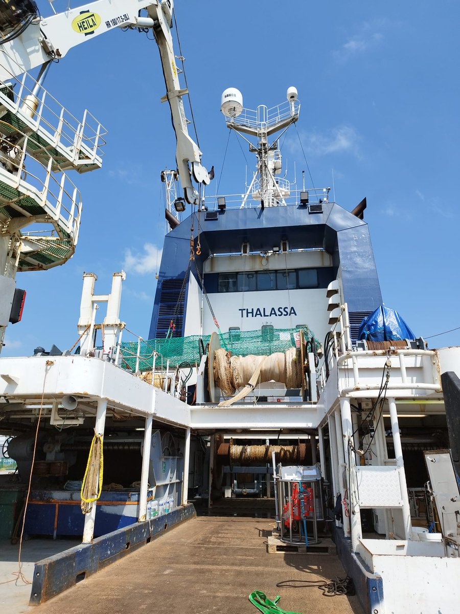 APERO_cruise's tweet photo. 16h10 c'était le grand départ pour le navire océanographique Thalassa!
🧭 Nous avons quitté le port de Brest pour rejoindre la zone du site PAP @PAP_observatory à environ 850 km
📆 Retour de mission dans 40 jours

🚢 Départ du navire Pourquoi Pas? J-3 ! https://t.co/lMw7y3Zc9n