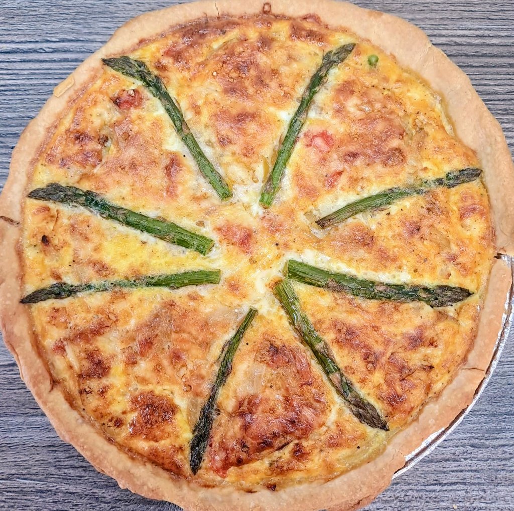 Archie Pie from Worcestershire tweet media