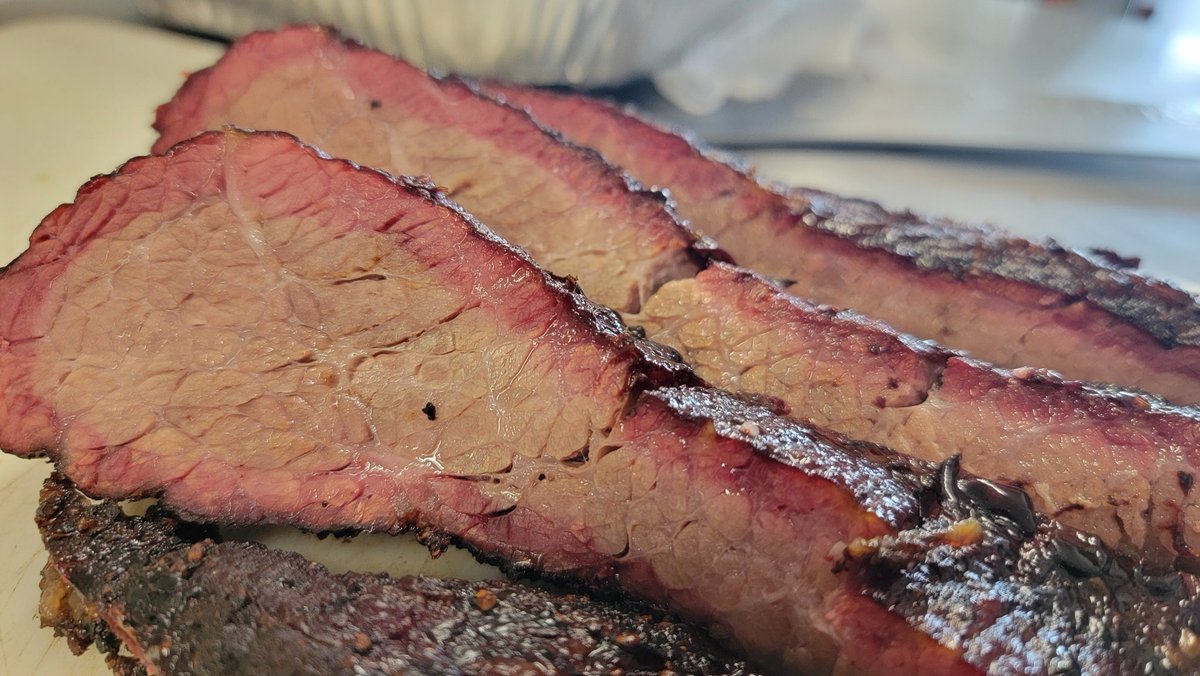 Go Big or Go BBQ tweet media