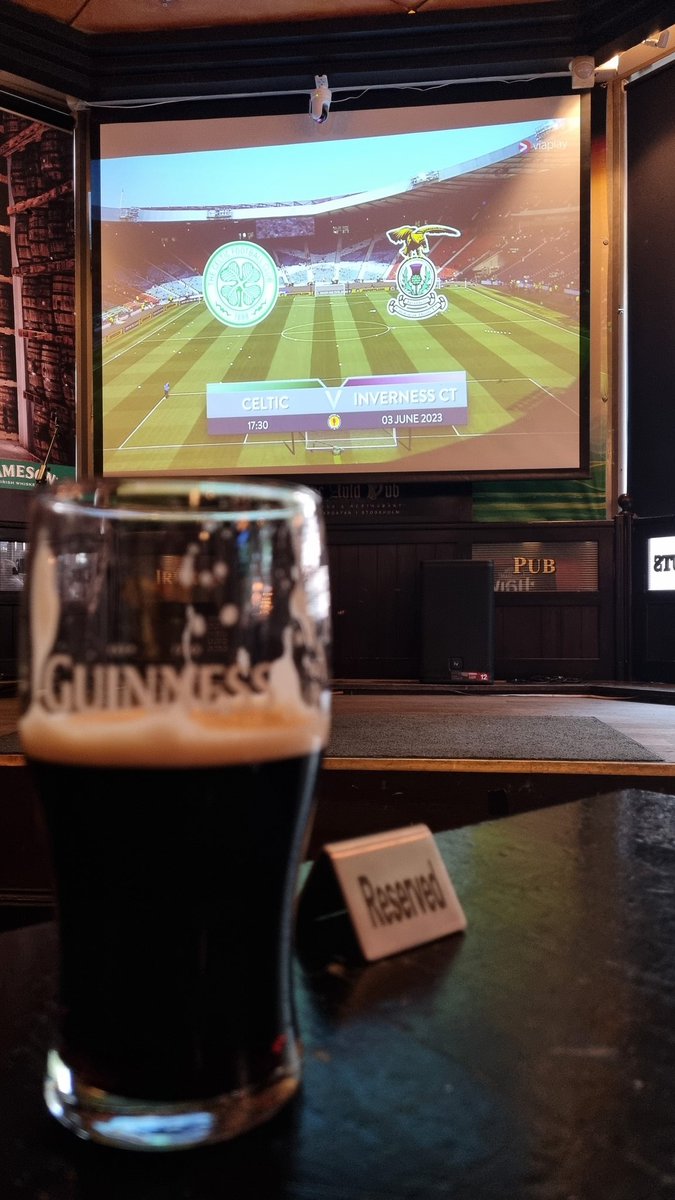 Made it down to the Dub just in time for KO  ⚽️🏆 

COYBIG 🍀