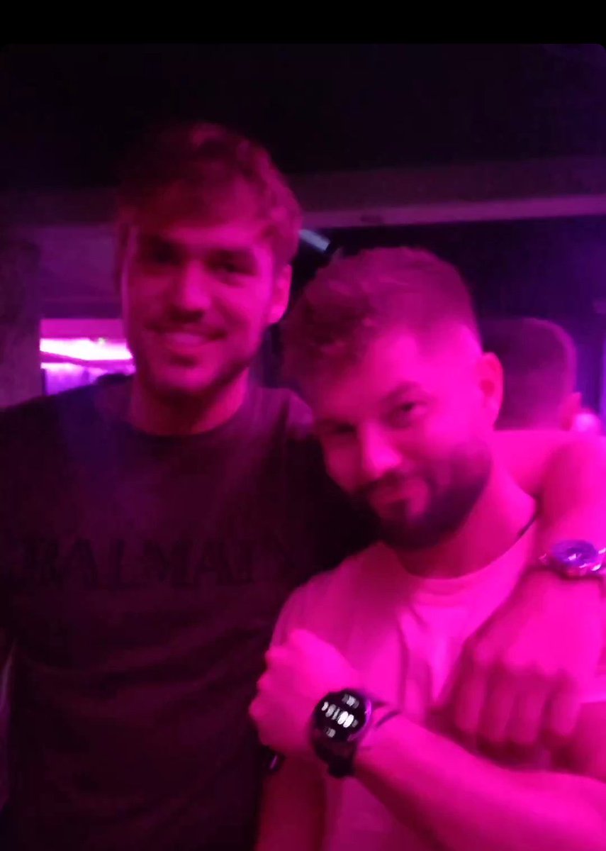 iammilicacvet's tweet photo. DUSE 😍❤️❤️❤️❤️ #SurvivorSrbija #SurvivorHrvatska https://t.co/a14fSBTO7Q