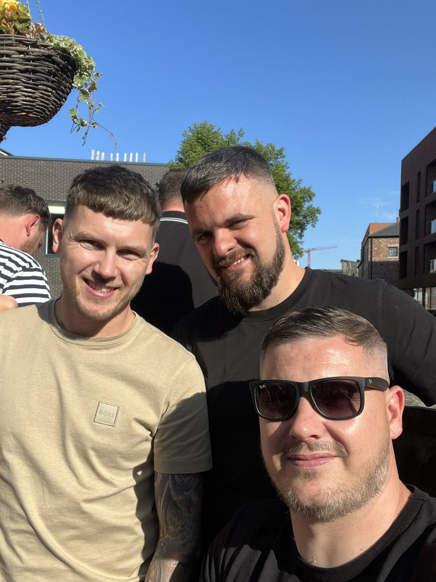 JamieSmith1911's tweet photo. Family 🫶🏻 https://t.co/SXv69JuVxp