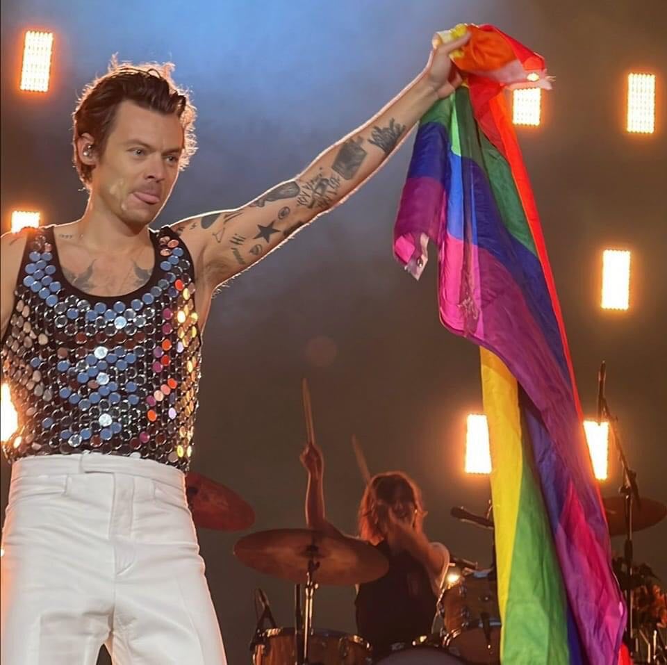 WitchesForHarry's tweet photo. https://t.co/pUj0Q77ED9
